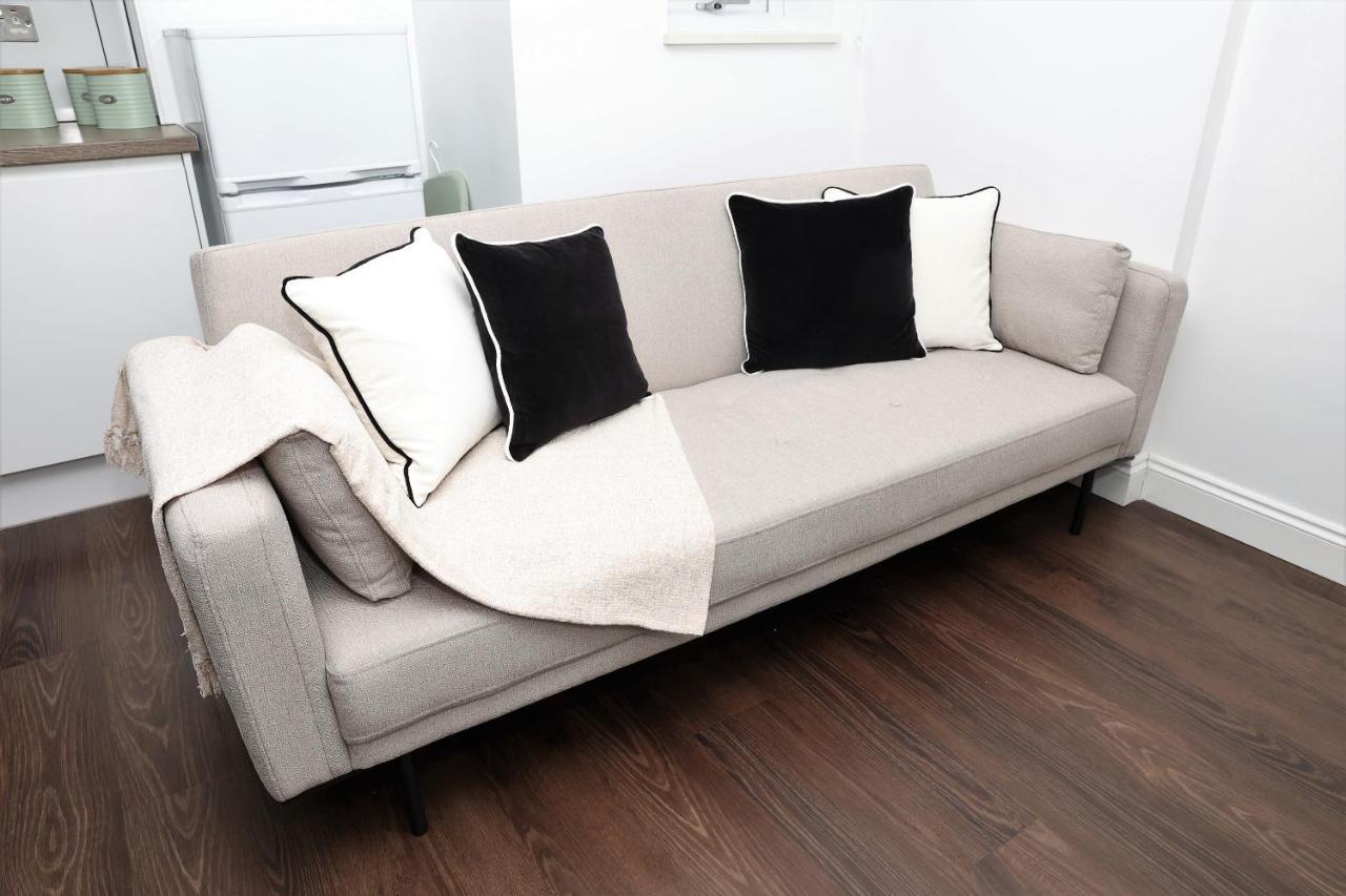 Watford Luxury 1 Bed Flat - Free Parking Apartment Exterior photo
